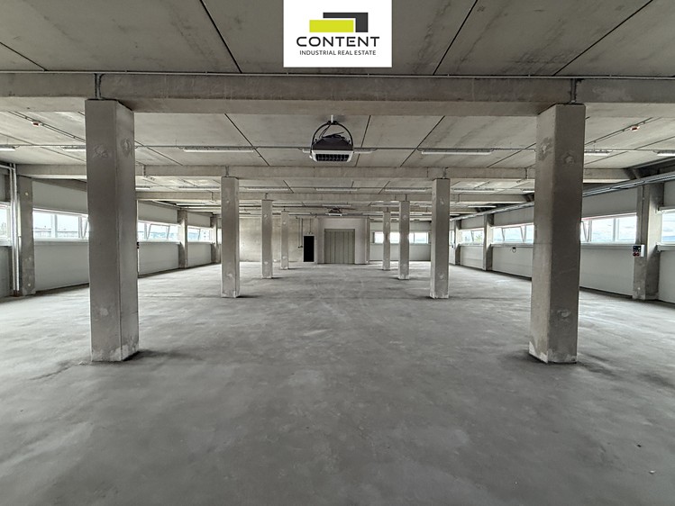 Pronájem komerčního prostoru, 550 m² (4 z 15)
