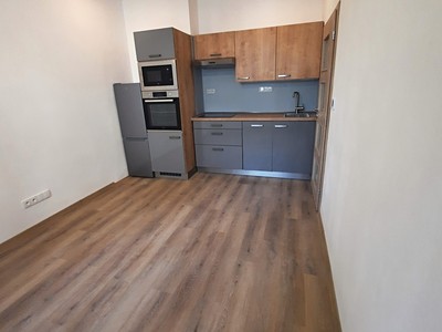 Pronájem bytu 2+kk 30 m²