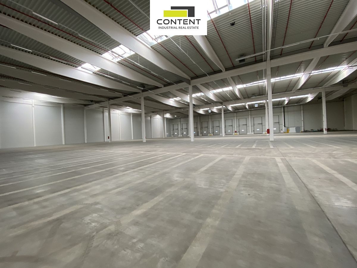 Pronájem skladového prostoru 5442 m²