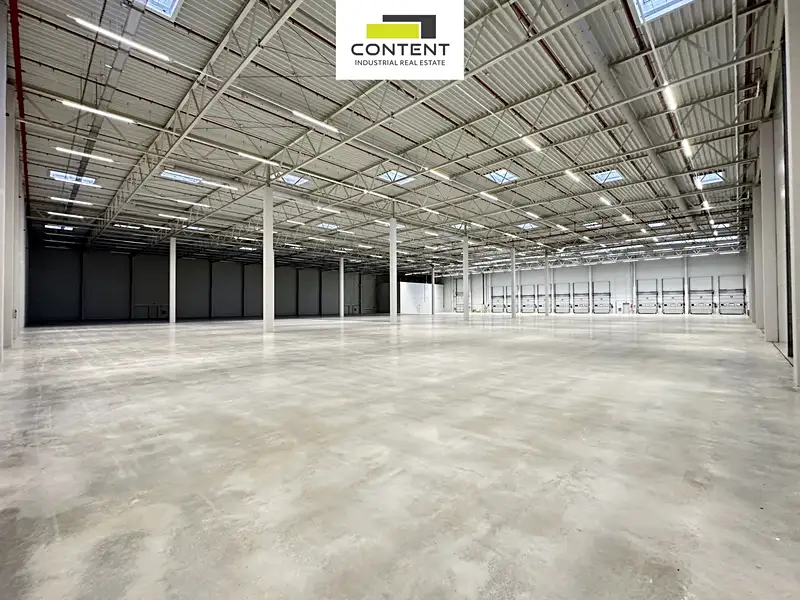 Pronájem výrobní haly, prostoru 10200 m², Ostředek – náhled fotky 1