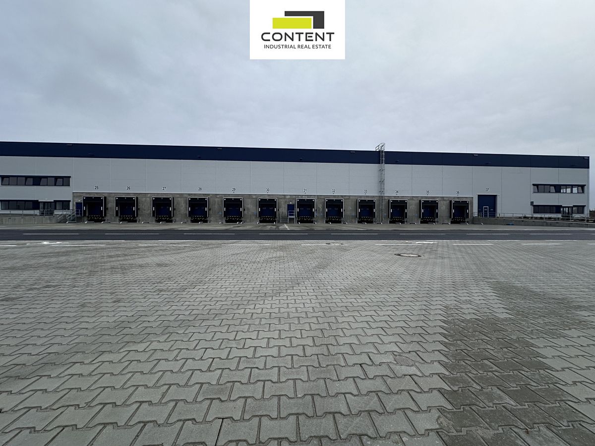 Pronájem skladového prostoru 22600 m²