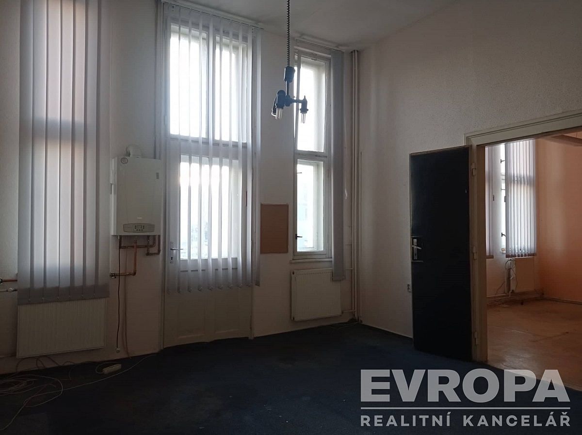 Pronájem skladového prostoru 30 m² – fotografie 3