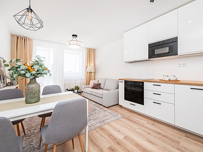 Prodej bytu 4+kk 74 m² (Jednopodlažní)