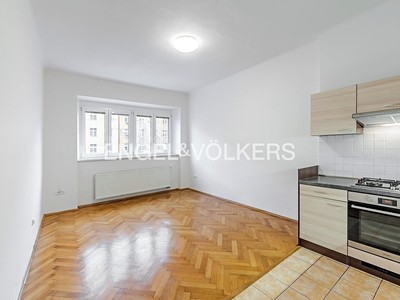 Pronájem bytu 3+kk 68 m²