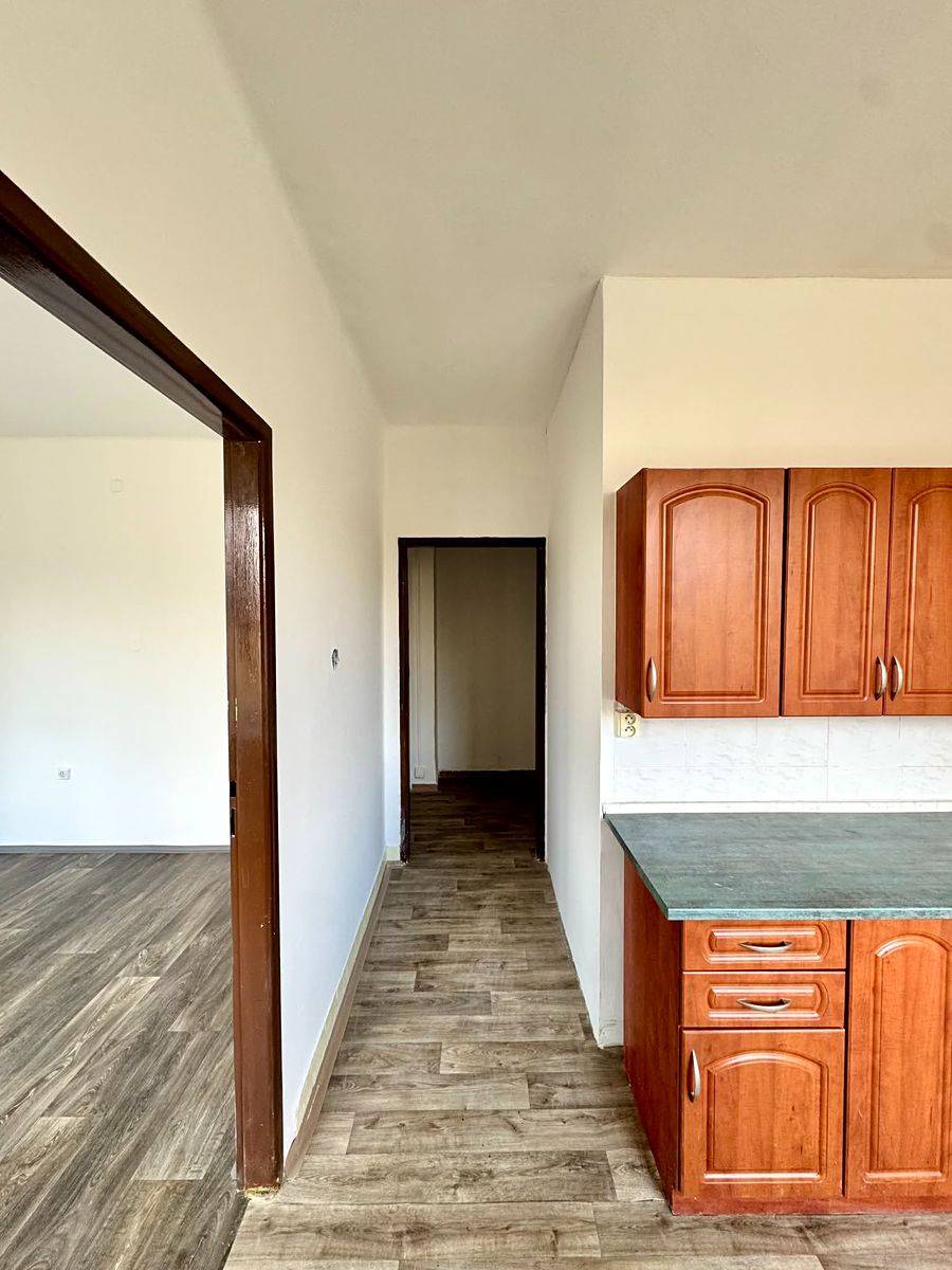 Pronájem bytu 2+1 50 m² – fotografie 3