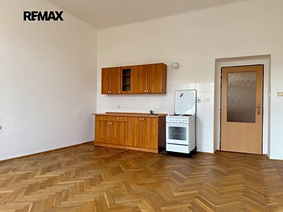 Pronájem bytu 1+kk 35 m²