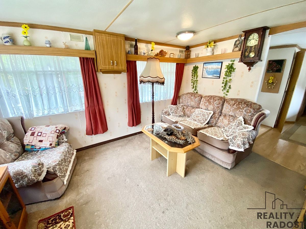 Prodej chaty 40 m², pozemek 750 m² – fotografie 2