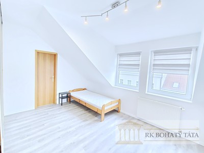 Pronájem bytu 4+1 107 m²