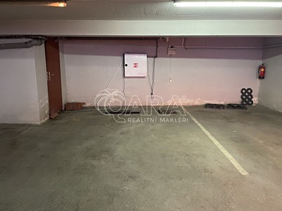 Pronájem garáže 12 m²