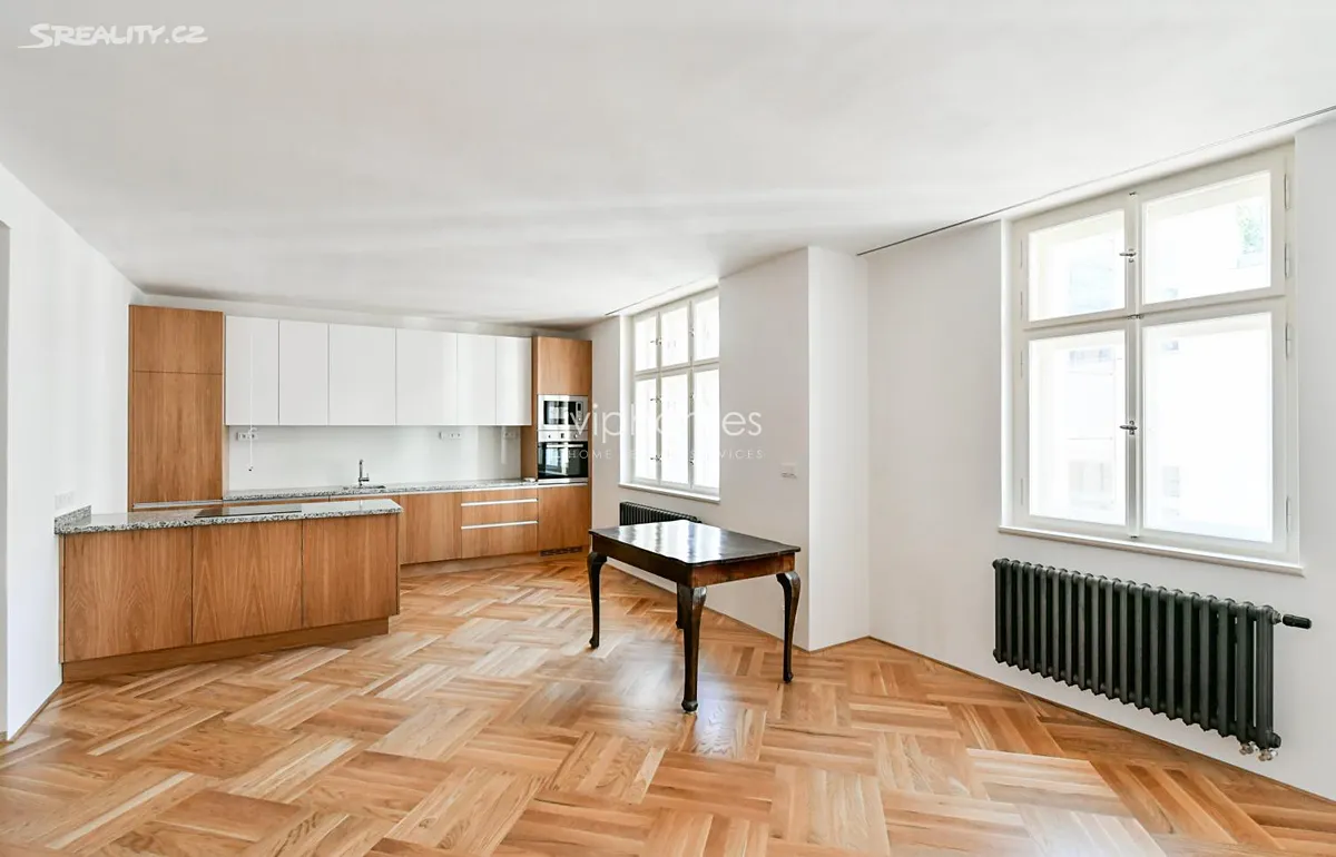 Pronájem bytu 2+kk 100 m², Praha