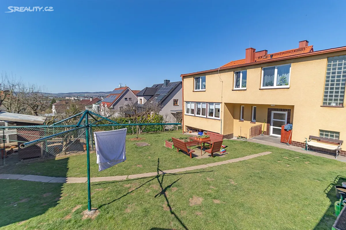 Prodej rodinného domu 300 m², pozemek 788 m² – další