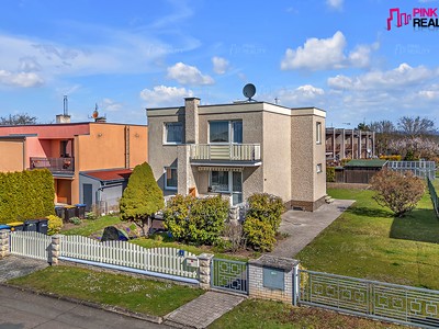 Prodej  rodinného domu 200 m², pozemek 707 m²