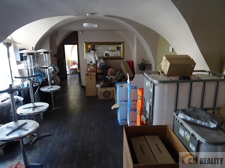 Комерційне приміщення на продаж, 1 146 м² (7 з 18)