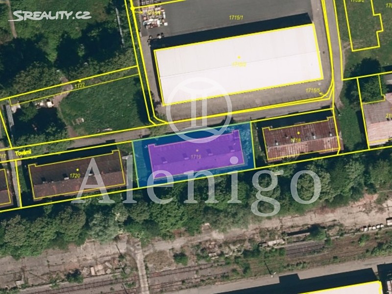 Prodej komerčního pozemku 895 m²