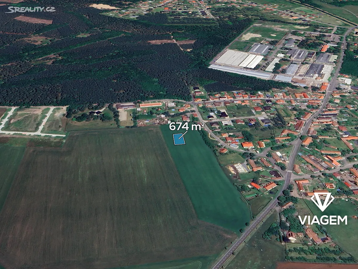 Prodej podílu 1/4 stavebního pozemku 168 m²