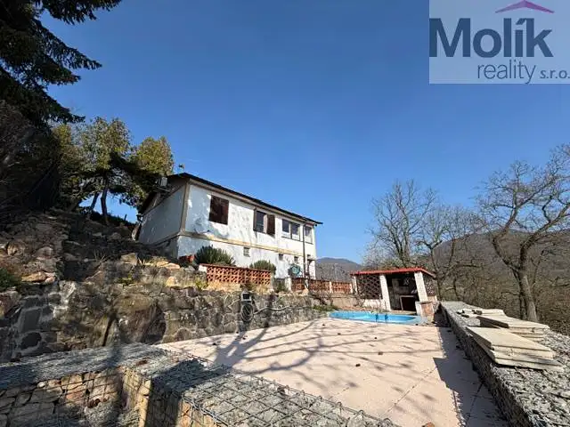 Prodej chaty 777 m², pozemek 733 m², Dolní Zálezly – náhled fotky 3