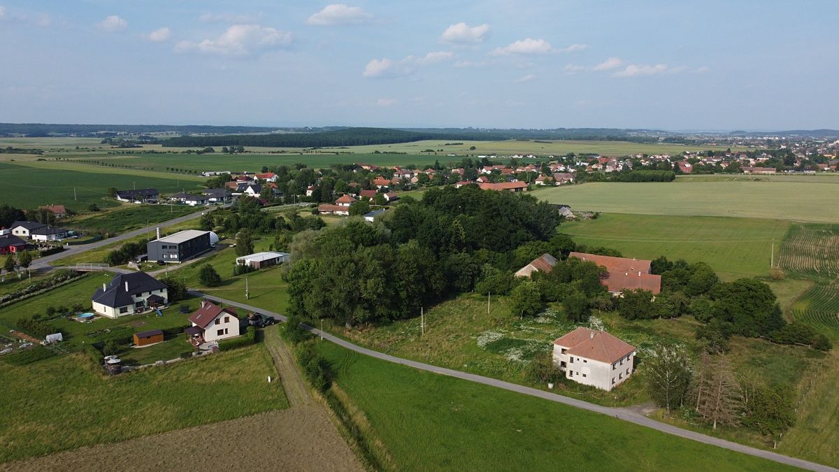 Prodej stavebního pozemku 697 m²