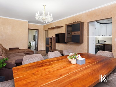 Pronájem bytu 4+1 87 m² (Jednopodlažní) — photo 4
