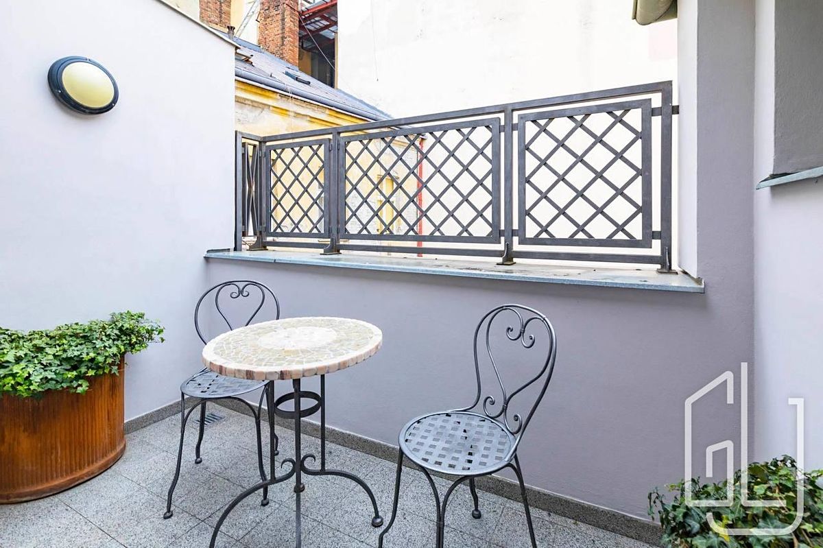 Pronájem bytu 3+kk 96 m² – fotografie 2