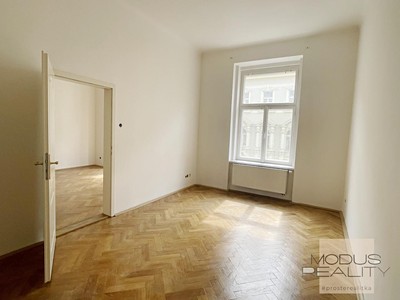 Pronájem bytu 3+1 100 m² (Jednopodlažní)