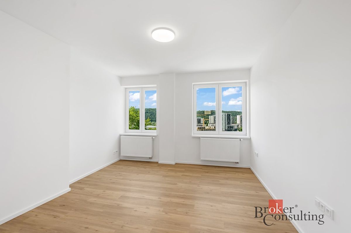 Pronájem bytu 3+kk 77 m² – fotografie 5