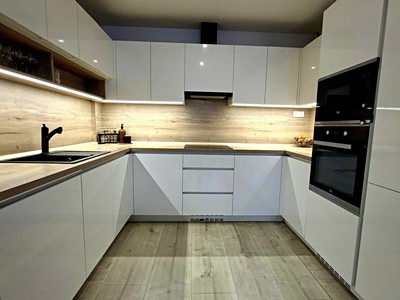 Prodej bytu 3+kk 72 m²