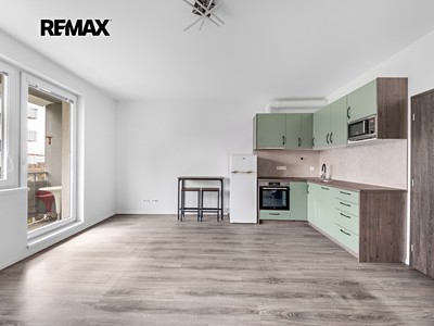 Pronájem bytu 1+kk 37 m²