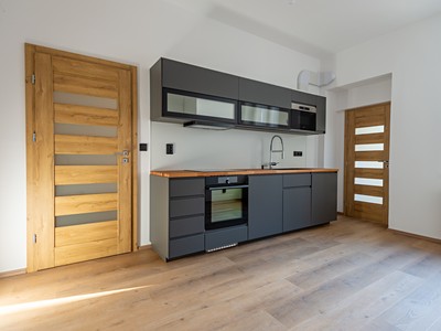 Pronájem bytu 4+1 106 m² (Jednopodlažní)