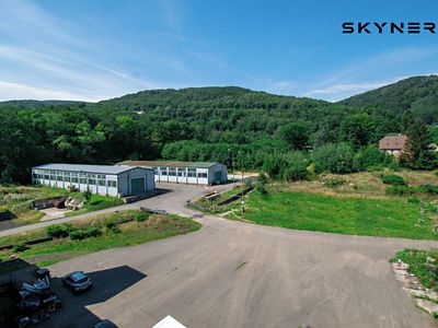 Prodej výrobní haly, prostoru 1500 m²