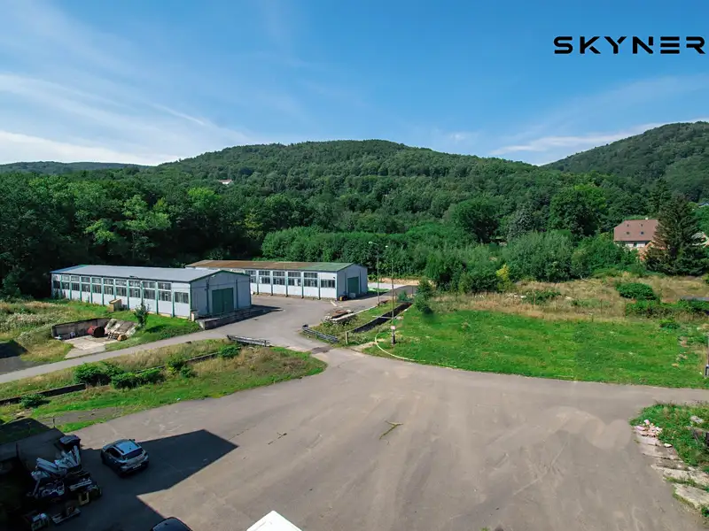 Prodej výrobní haly, prostoru 1500 m², Telnice – náhled fotky 1