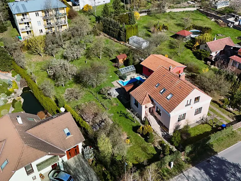 Prodej vícegeneračního domu 170 m², pozemek 1958 m², Zastávka – náhled fotky 1