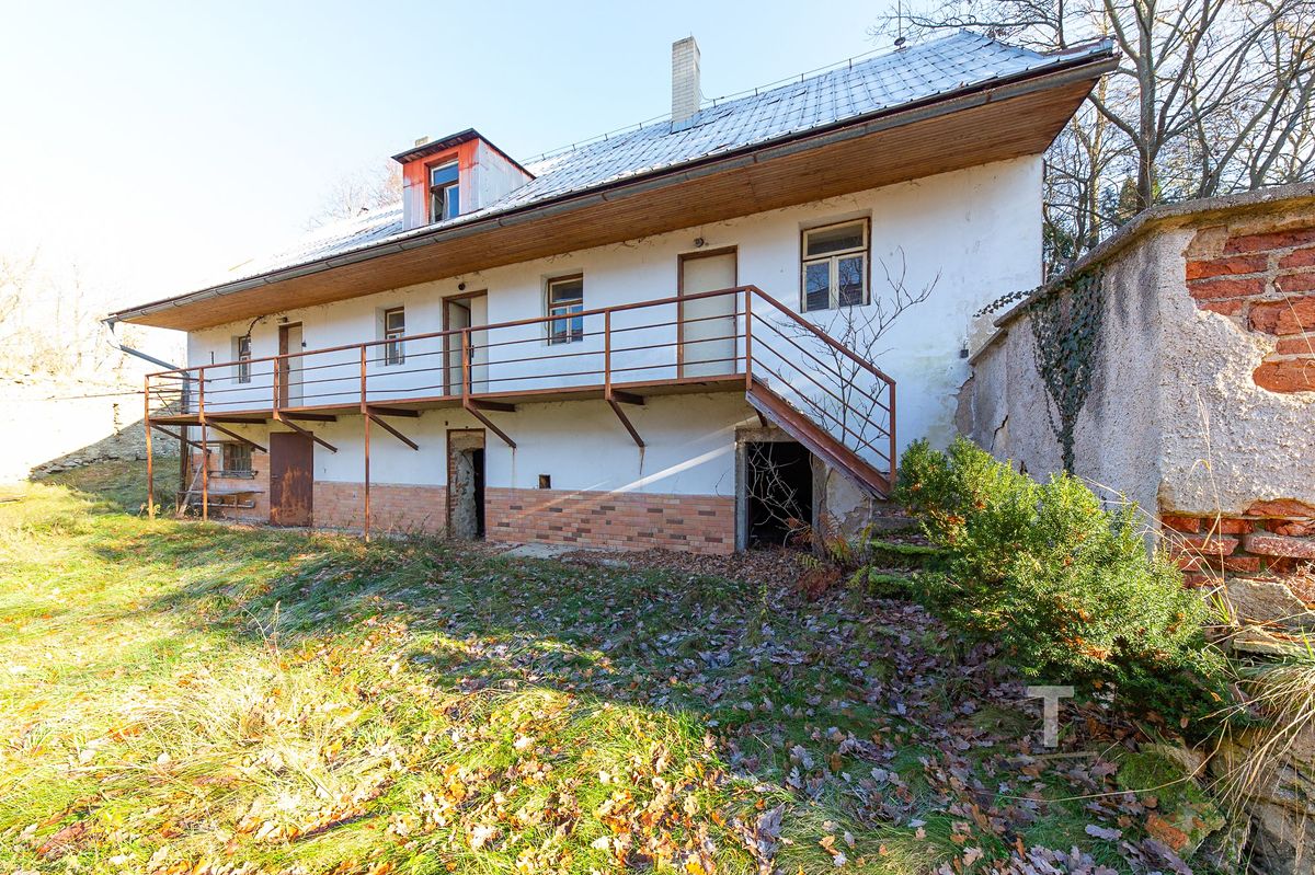 Prodej vícegeneračního domu 380 m², pozemek 134009 m² – fotografie 5
