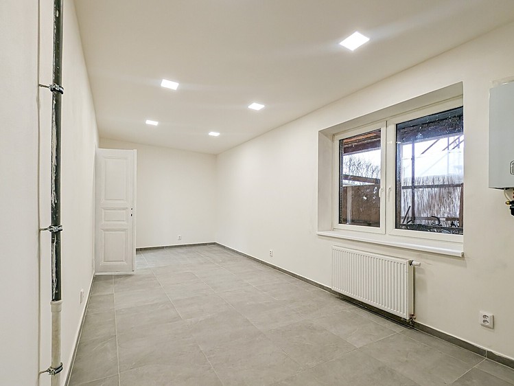 Pronájem komerčního prostoru, 49 m² (5 z 16)