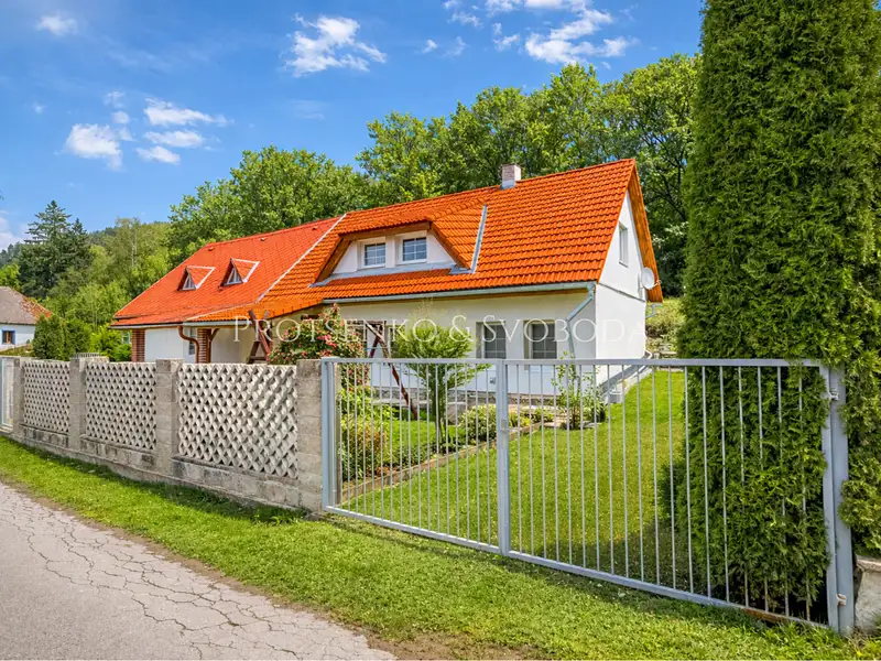 Prodej rodinného domu 290 m², pozemek 860 m², Ždírec nad Doubravou – náhled fotky 1
