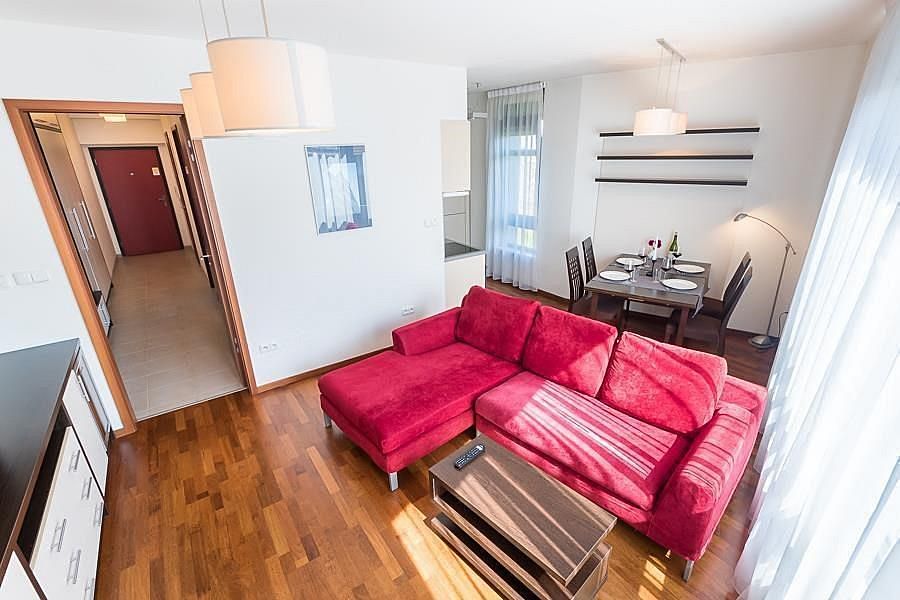 Pronájem bytu 2+kk 50 m² – fotografie 2