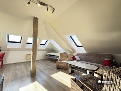 Pronájem bytu 2+kk 60 m² (Podkrovní)