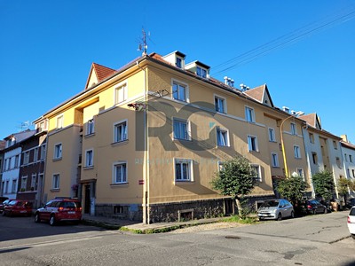 Pronájem bytu 1+kk 38 m²