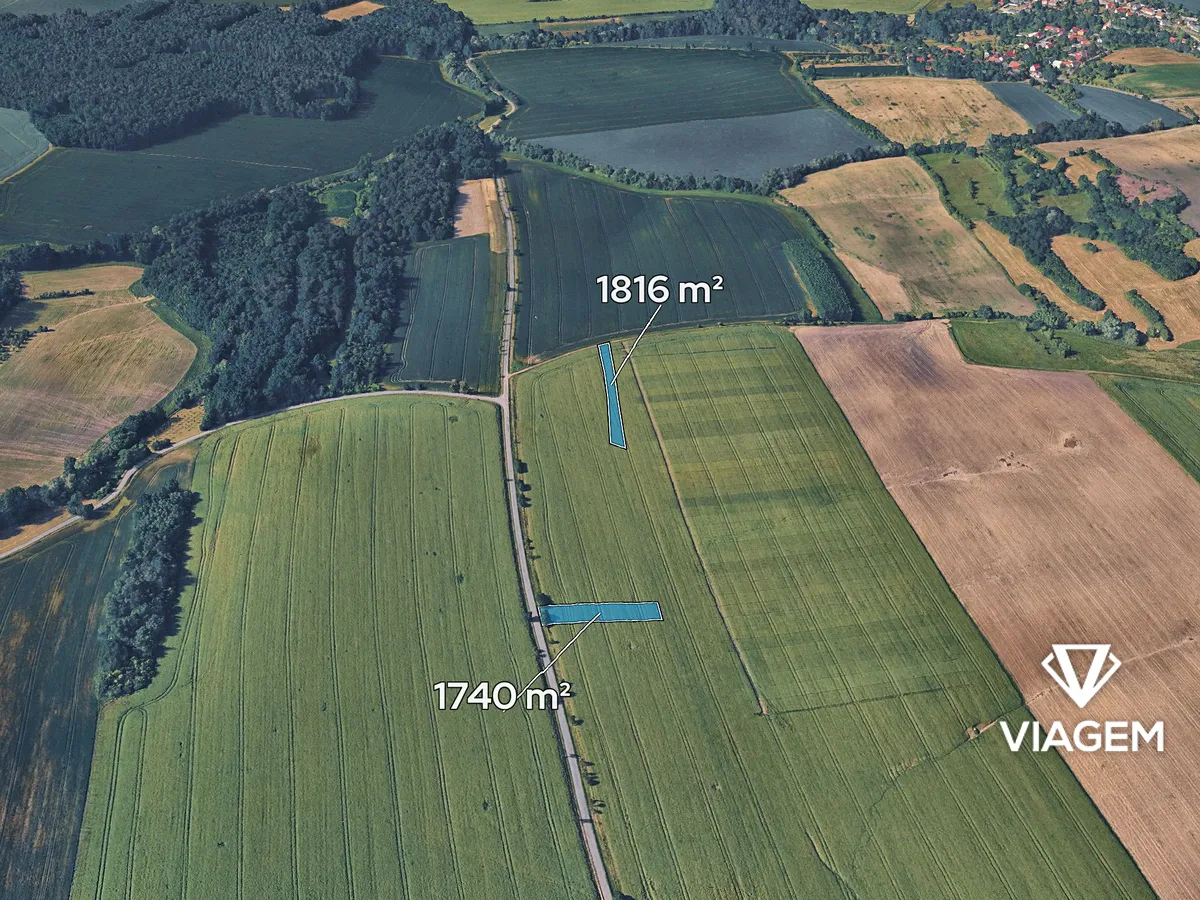 Prodej podílu 1/4 pole 889 m²