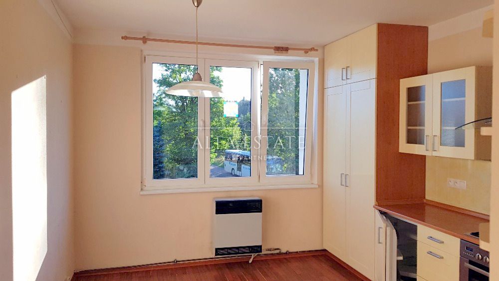 Pronájem bytu 1+1 36 m² – fotografie 3