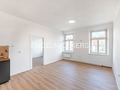 Pronájem bytu 4+kk 101 m²