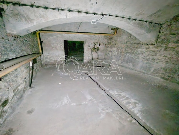Комерційне приміщення на продаж, 2 699 м² (15 з 17)