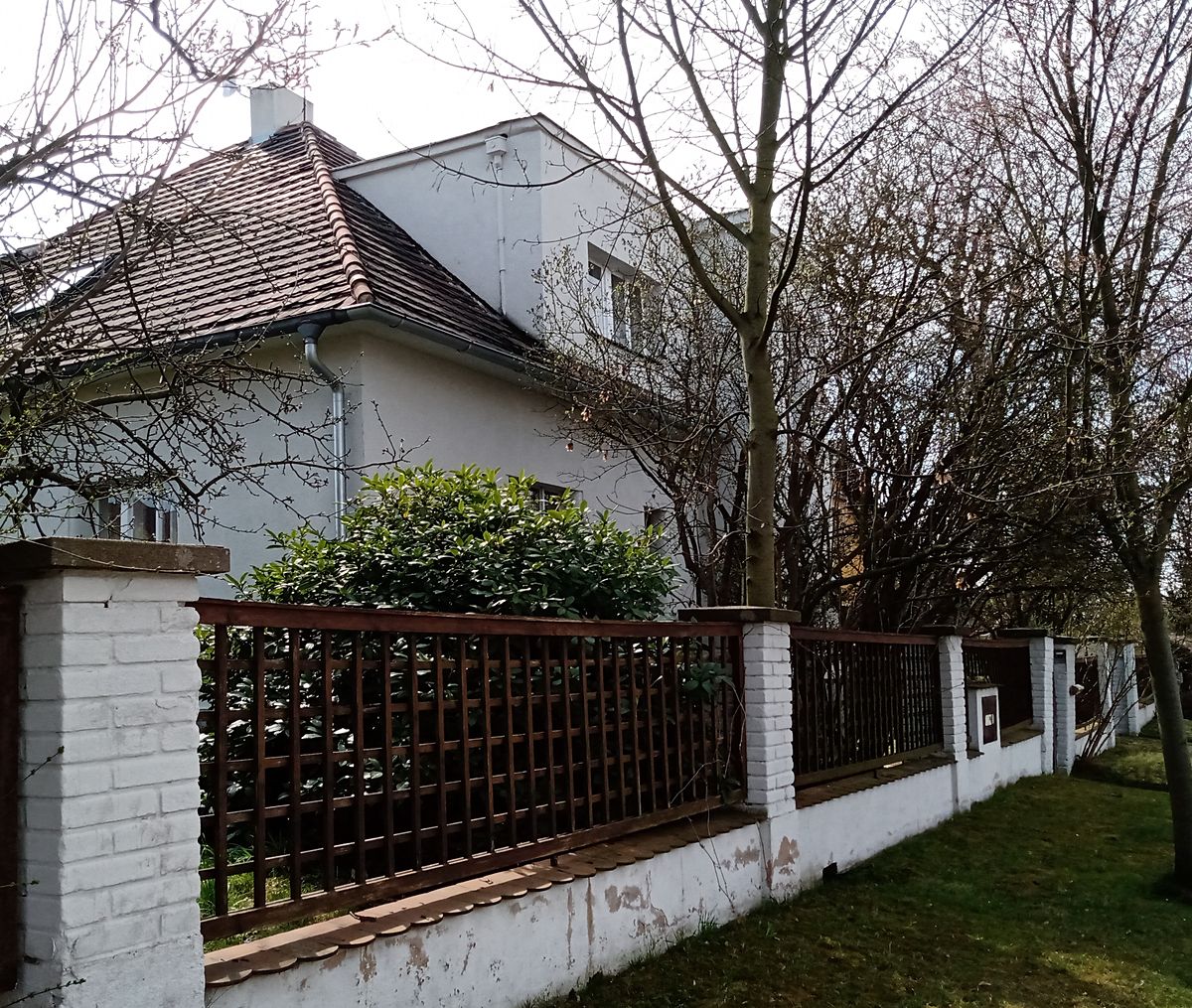 Prodej rodinného domu 159 m², pozemek 858 m² – fotografie 3
