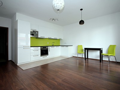 Pronájem bytu 1+kk 37 m²