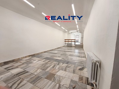 Pronájem obchodního prostoru 111 m²