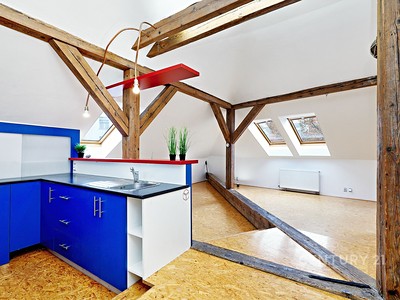 Pronájem bytu 3+kk 117 m²