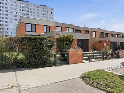 Prodej  rodinného domu 183 m², pozemek 242 m² — photo 2