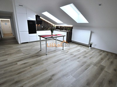 Pronájem bytu 3+kk 74 m²