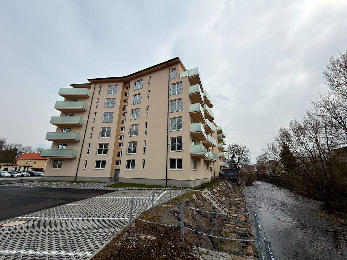 Pronájem bytu 1+kk 30 m² – fotografie 2