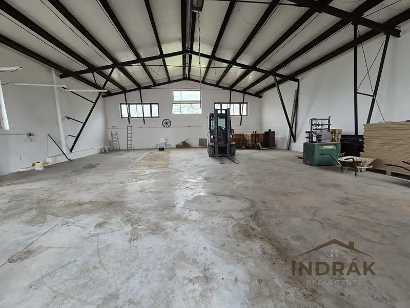Pronájem výrobní haly, prostoru 178 m², Starý Jičín – náhled fotky 1