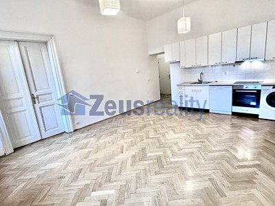 Pronájem bytu 3+kk 63 m²